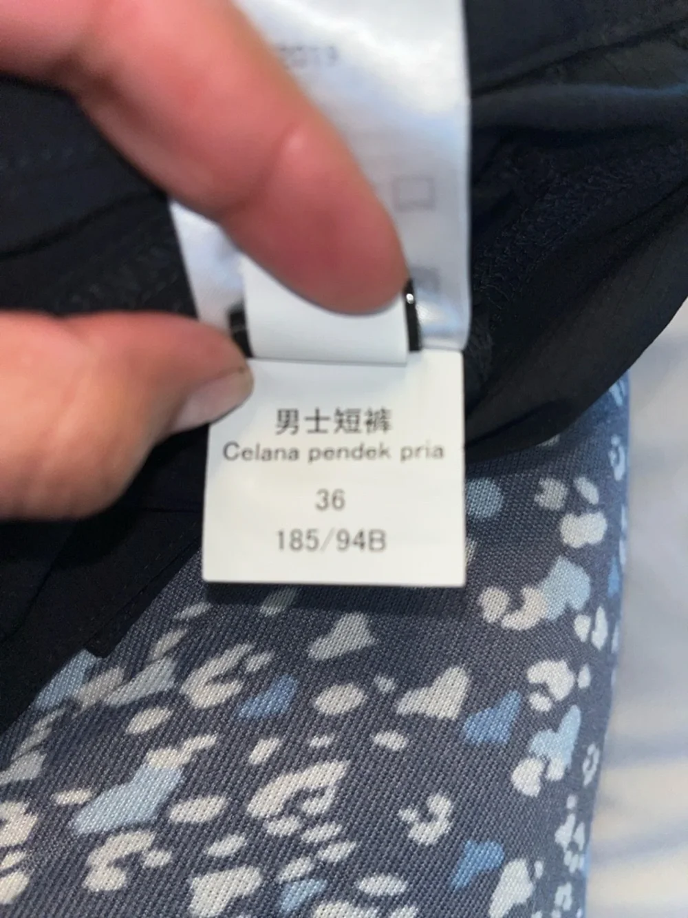 Oakley Men's Dark Navy Cargo Pants with Side Pockets